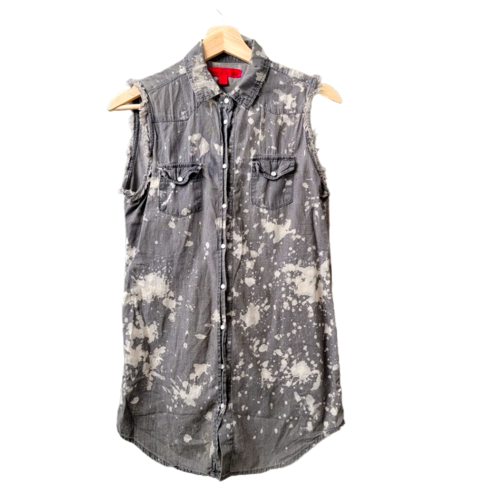 Button down frayed vest